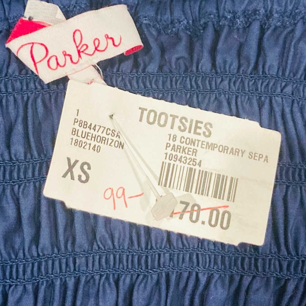 Parker new with tags navy blue ruched crop top with puff sleeves and zipper. XS - Picture 6 of 7